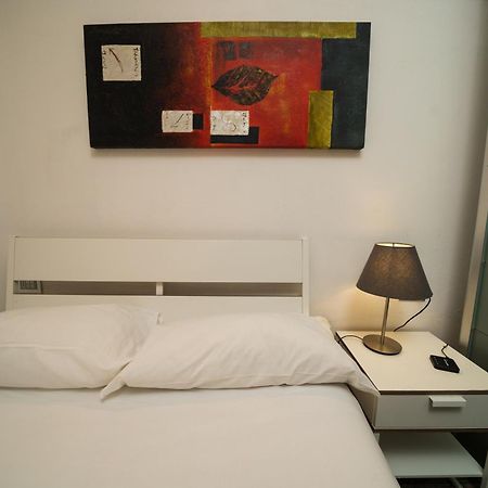 Ferienwohnung La Formaggeria Del Naviglio Mailand Exterior foto